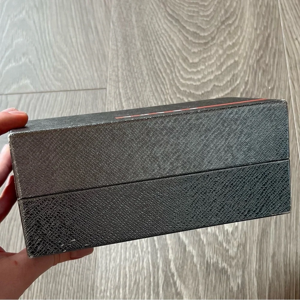 Prada Box (BB44) - Picture 4 of 7